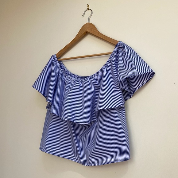 Off-the-Shoulder Ruffle Top - Picture 2 of 3